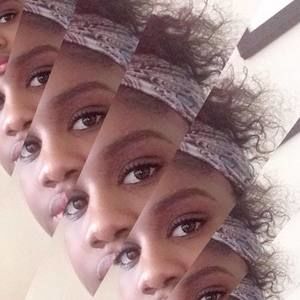 Meet your Posher, Sakiya